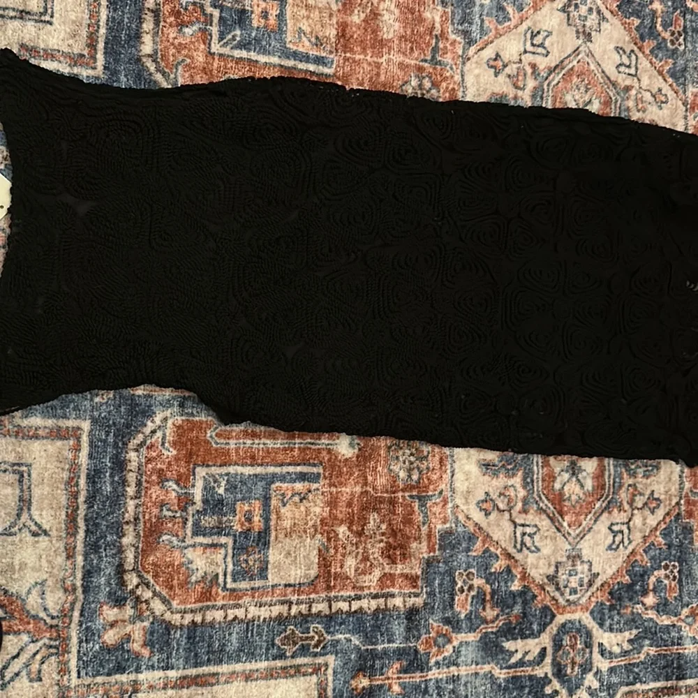 BLACK DRESS - Picture 4 of 7